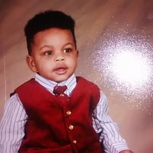 Meet your Posher, Deandre